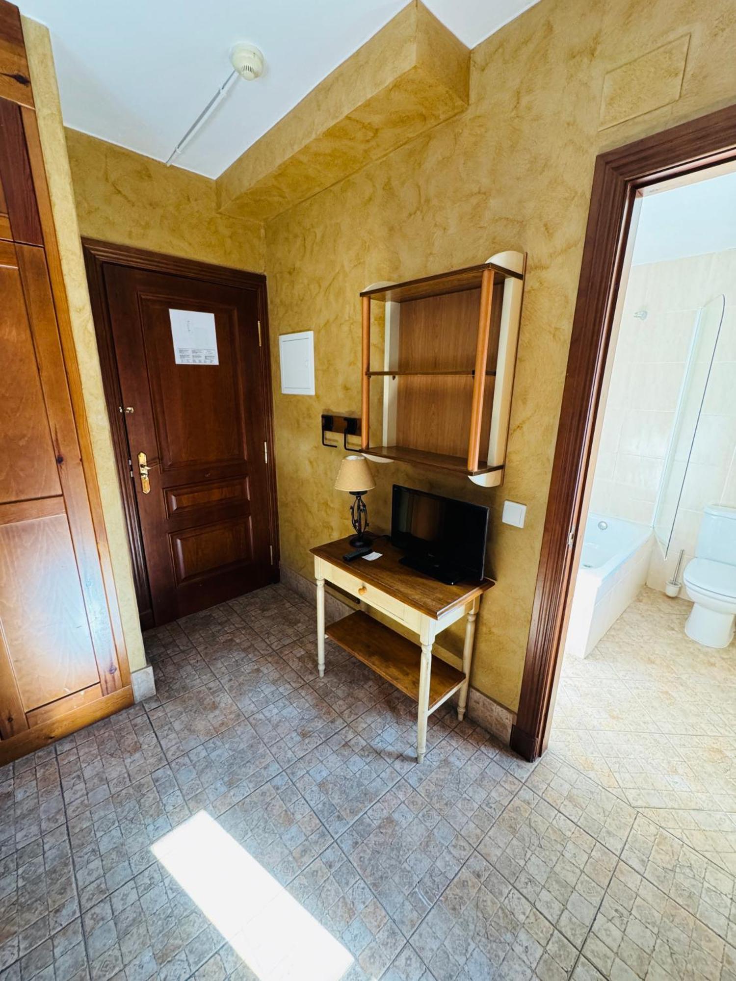 Hostal Nau Pradets Viella Extérieur photo